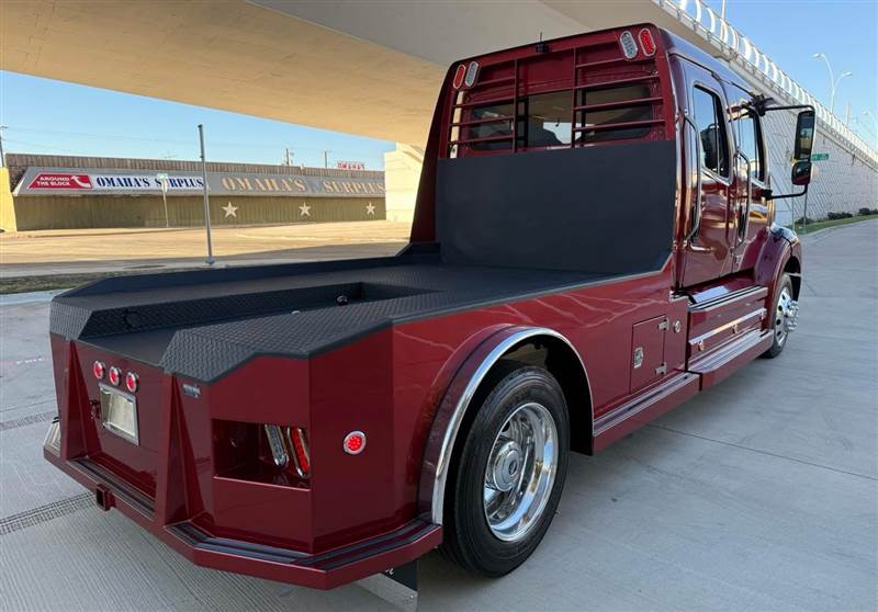 Truck Photo 4