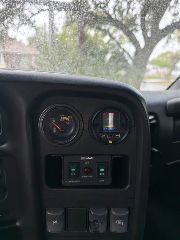 Truck Photo 9