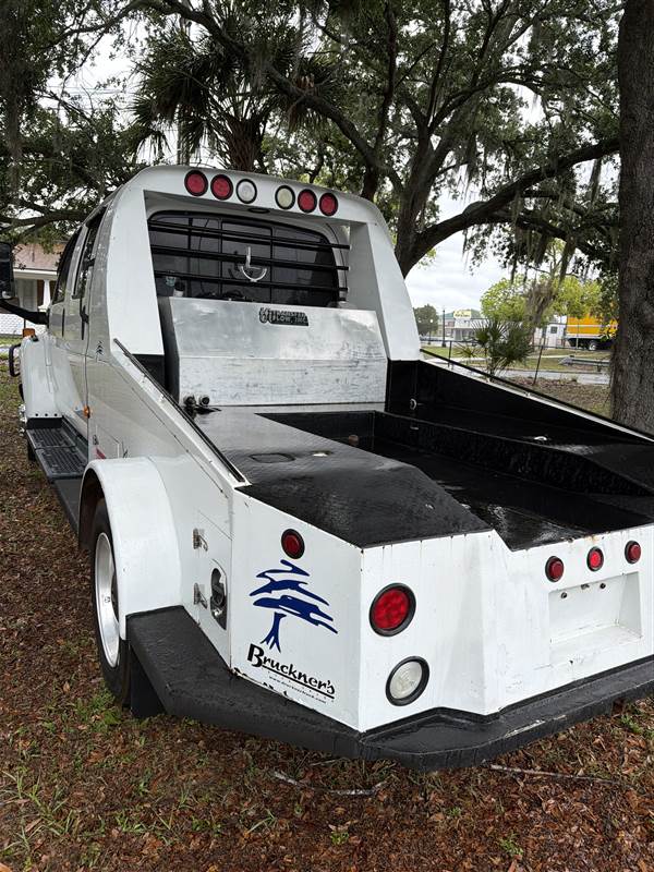 Truck Photo 5