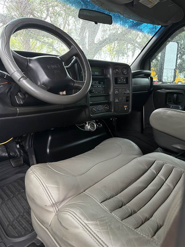 Truck Photo 6