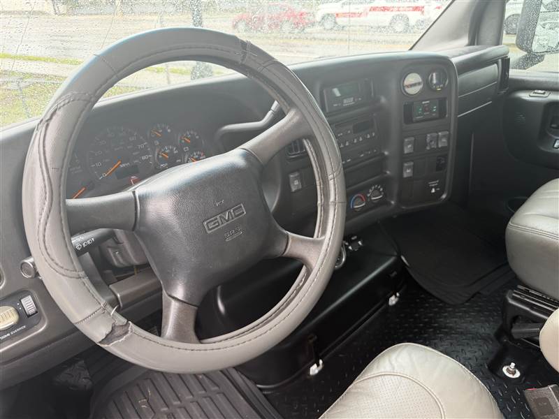 Truck Photo 23