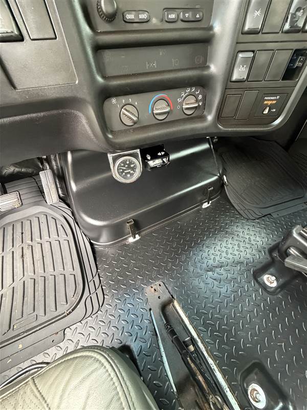 Truck Photo 18