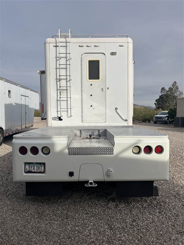 Truck Photo 8