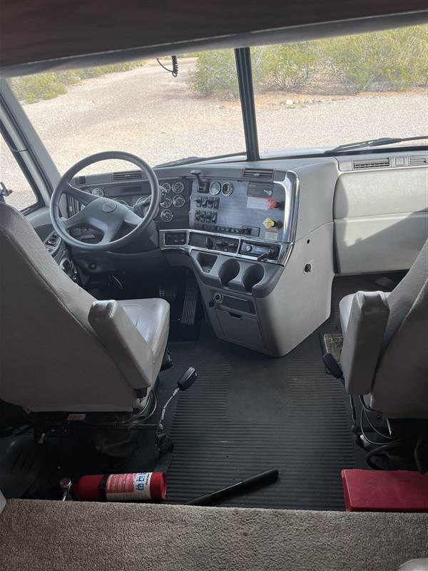 Truck Photo 7