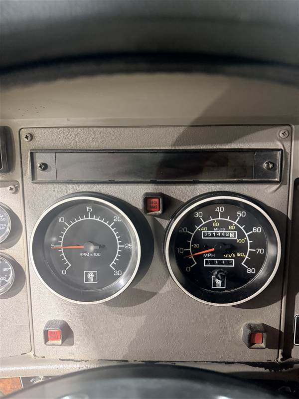 Truck Photo 6