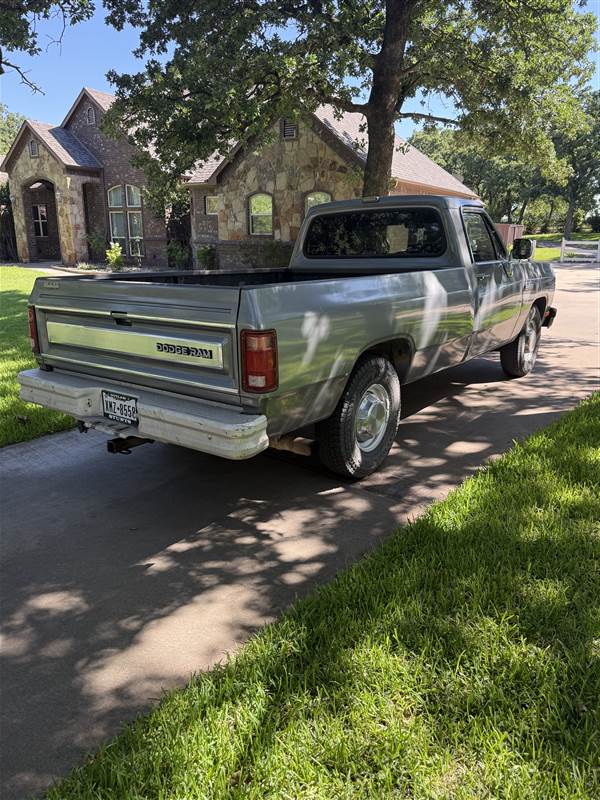 Truck Photo 4