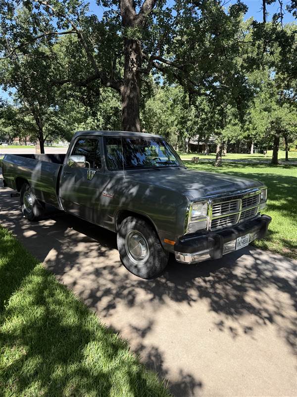 Truck Photo 3