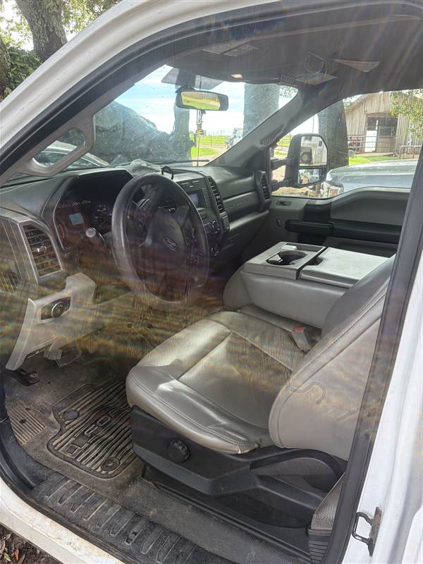 Truck Photo 7