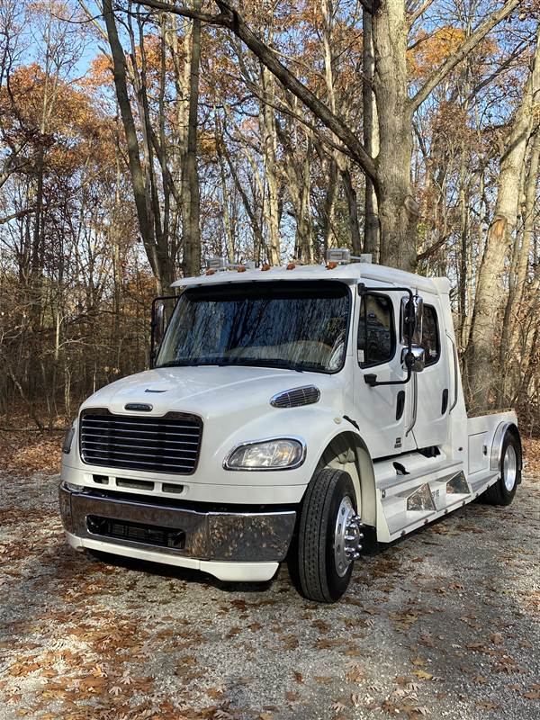 Truck Photo 5