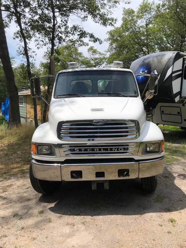 Truck Photo 4