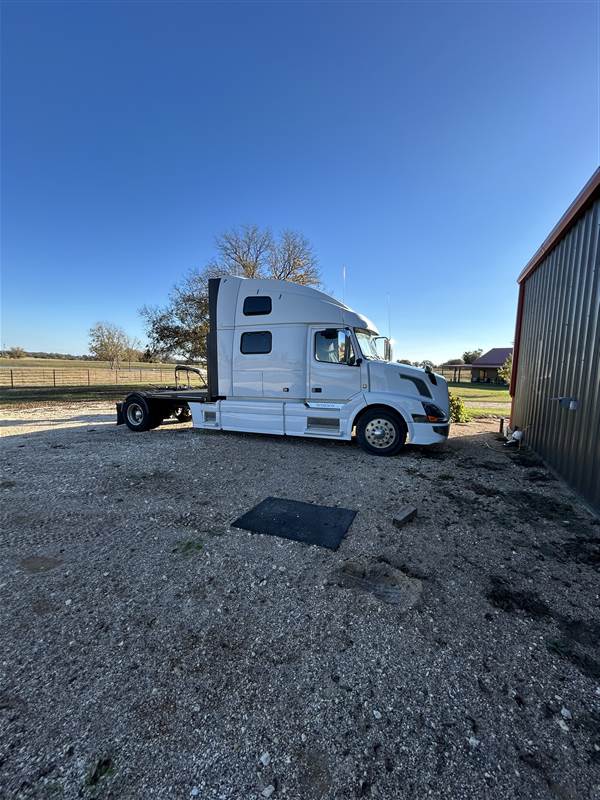 Truck Photo 17