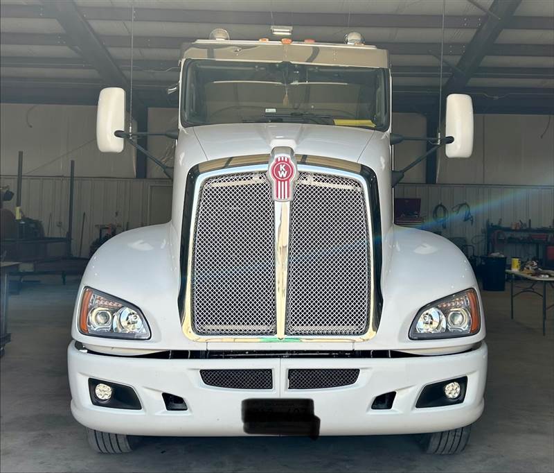 Truck Photo 11