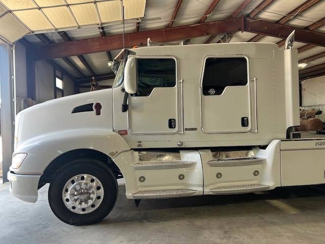 Truck Photo 3
