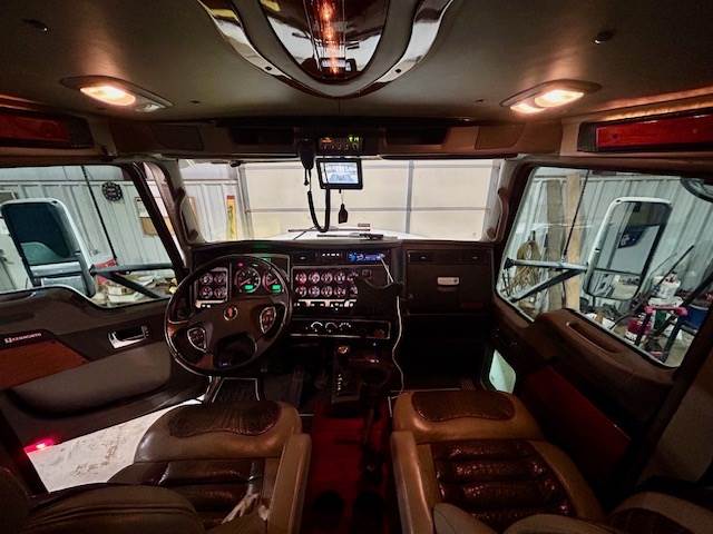 Truck Photo 13