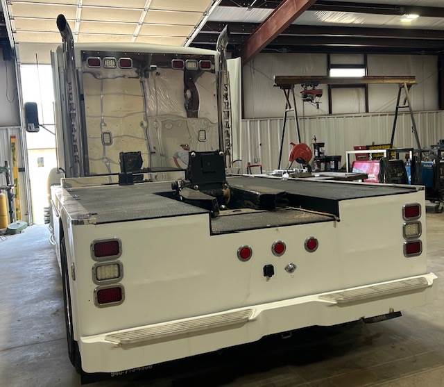 Truck Photo 4