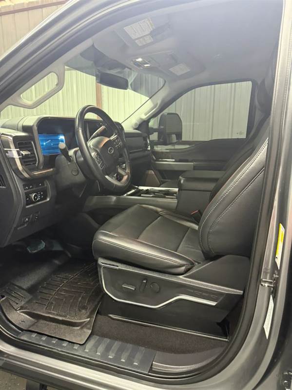 Truck Photo 9