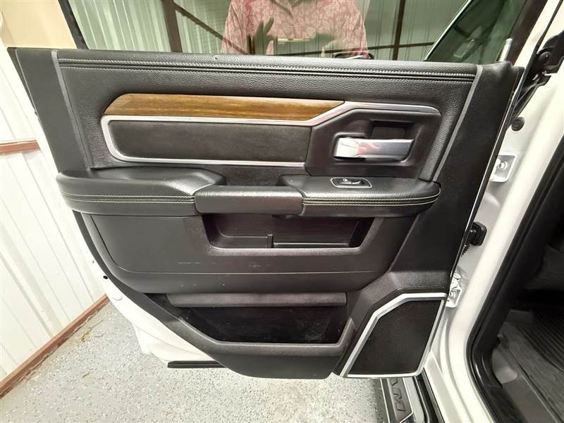 Truck Photo 9