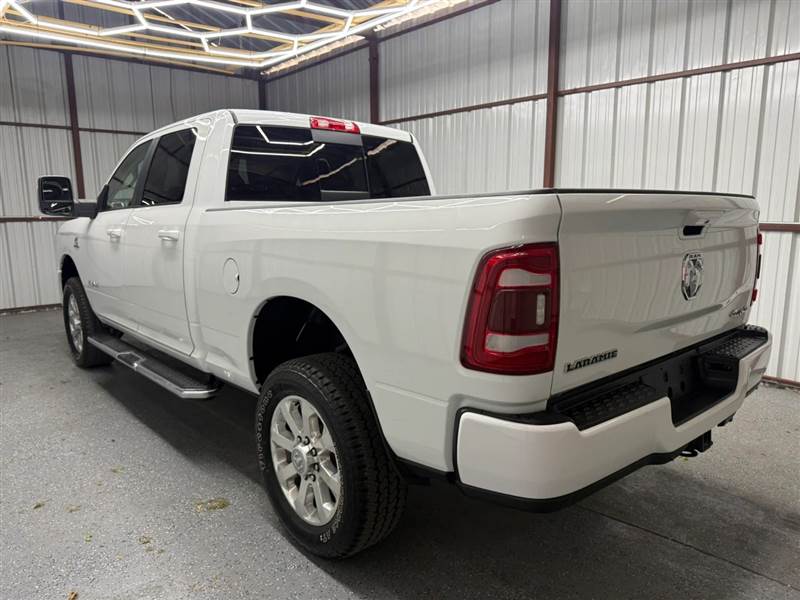 Truck Photo 4