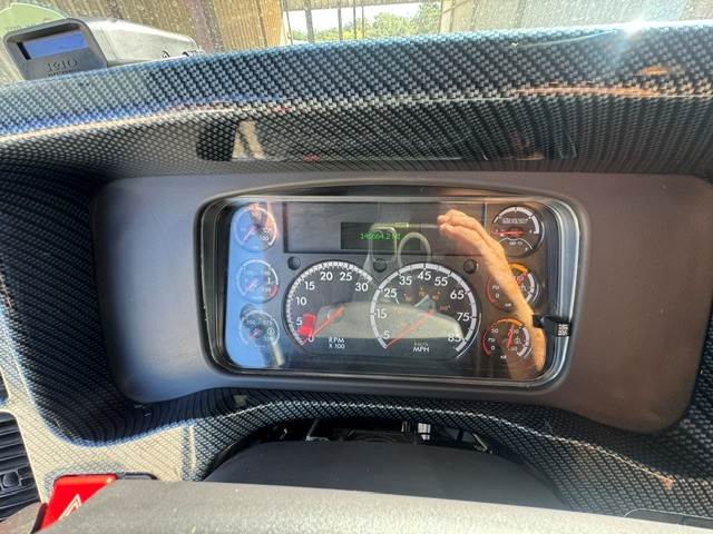 Truck Photo 15