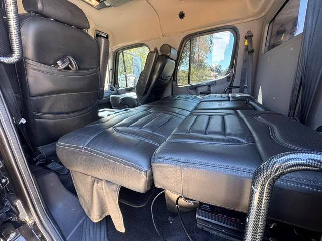 Truck Photo 10