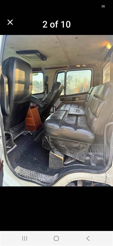 2000 Freightliner FL60