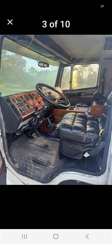 Truck Photo 2