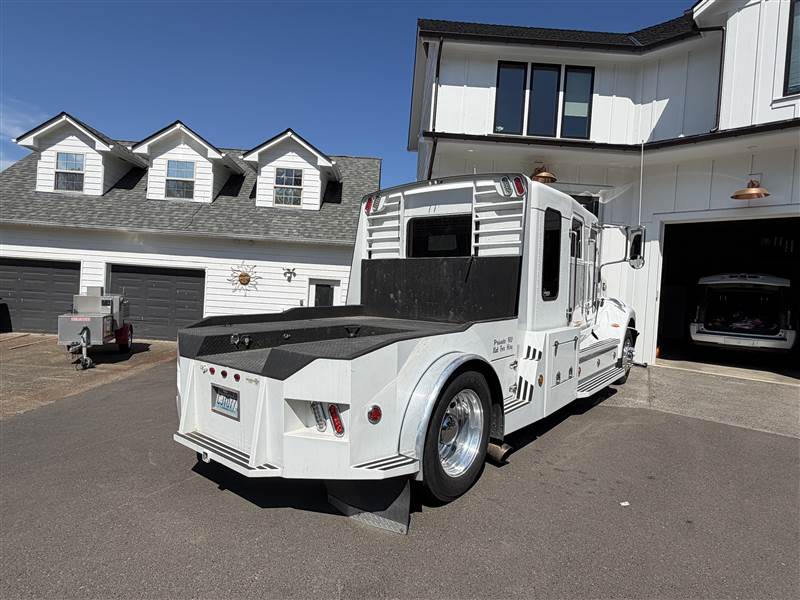 Truck Photo 5