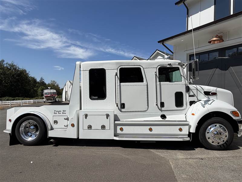 2006 Peterbilt 335 SCHWALBE STRETCH
